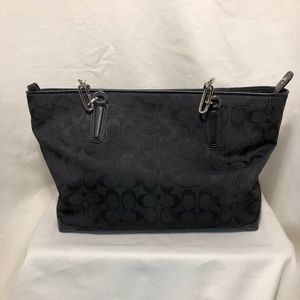 Coach Signature Canvas Tote in Black